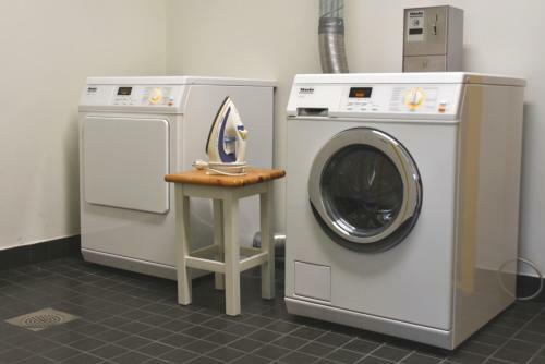 Saare Automatic Hostel