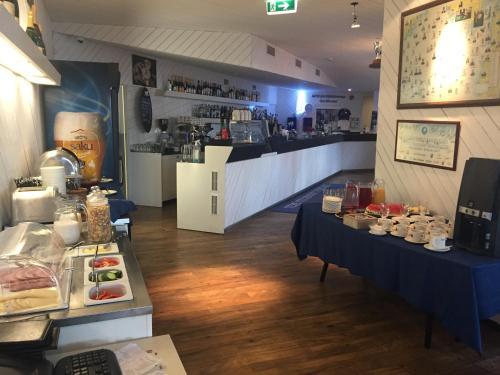 Hostal P�rnu Jahtklubi K�lalistemaja
