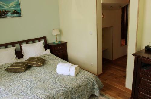 Embrace Guestrooms & Apartments