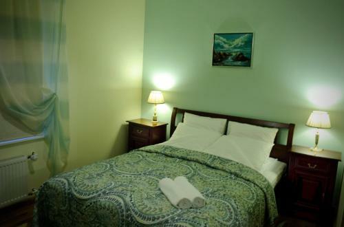 Embrace Guestrooms & Apartments