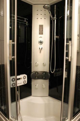 Embrace Guestrooms & Apartments