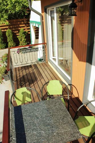 Embrace Guestrooms & Apartments