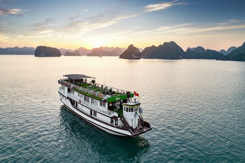 New Star Cruises