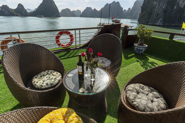 New Star Cruises