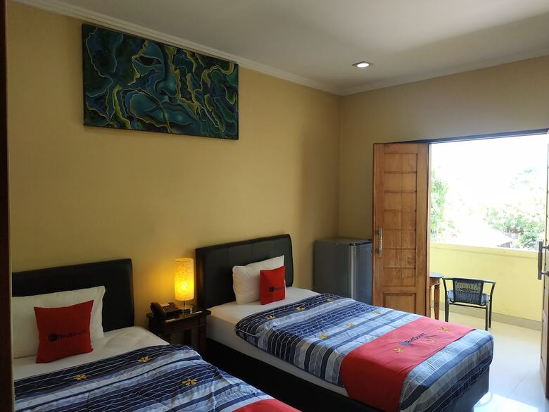 Bed & Breakfast Kuta Paradise 777