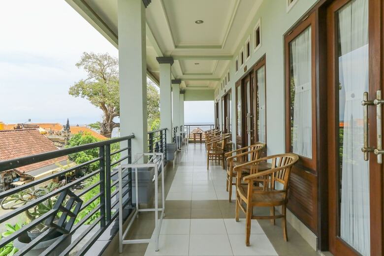Hotel Maemae Beach House