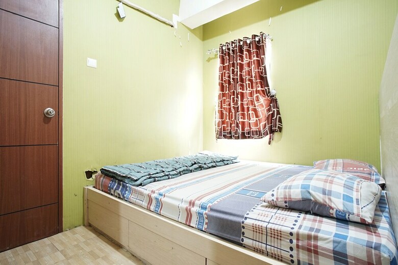 Hotel Planet Room Kemang View