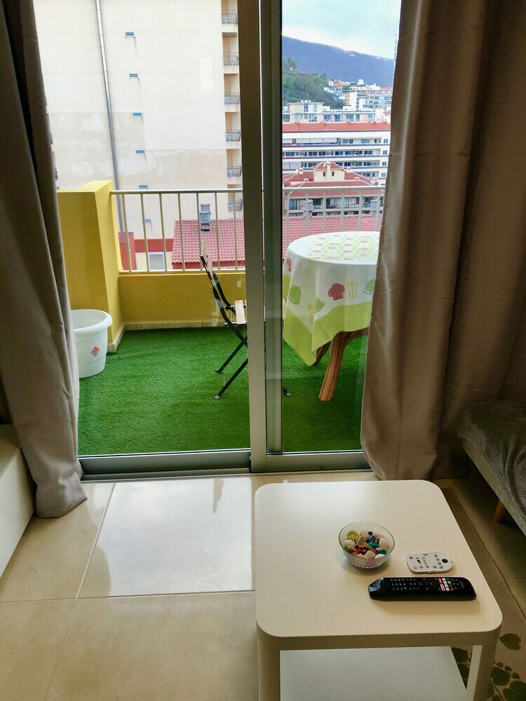 Apartment With Teide Views By The Beach