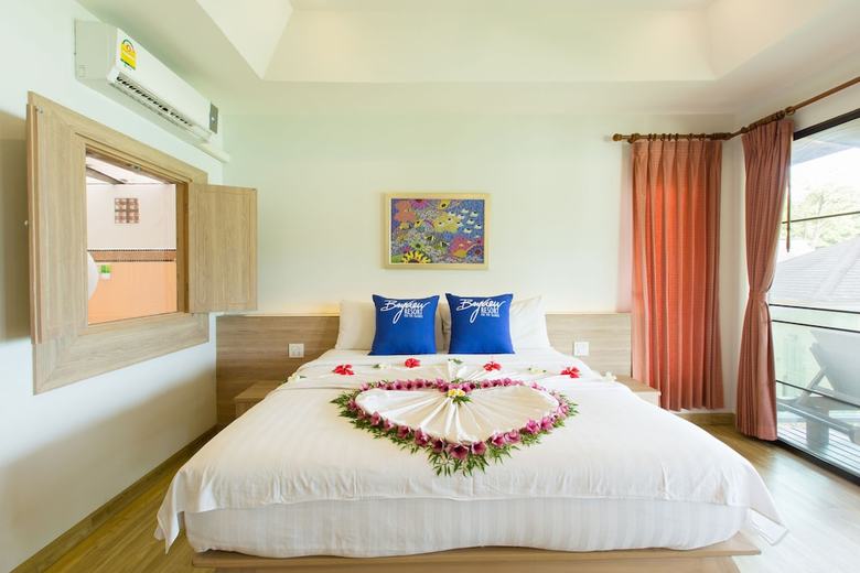 Hotel Phi Phi Bayview Premier Resort