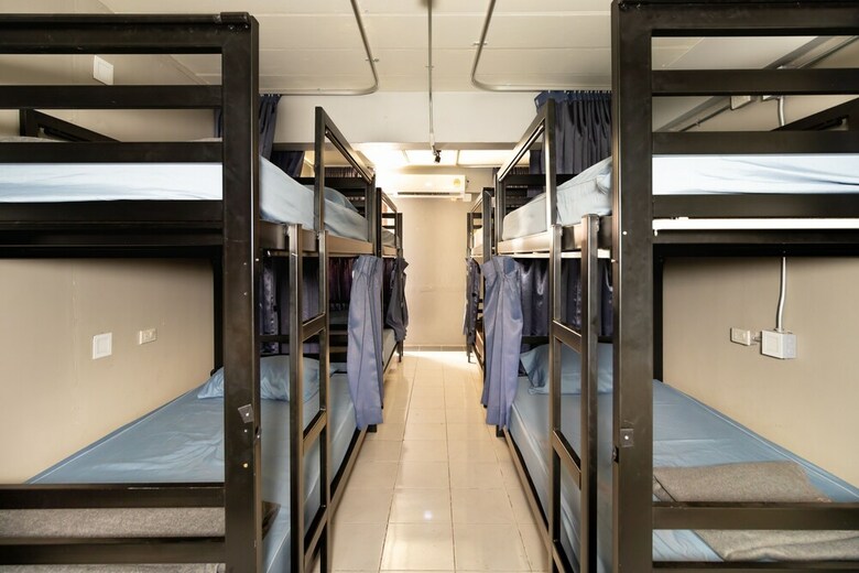 Hostal B168-bed & More - Hostel