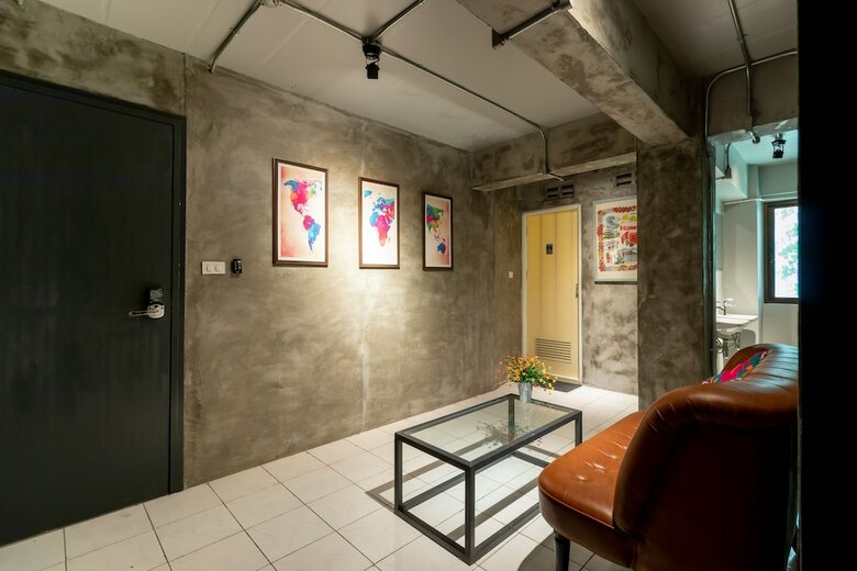 Hostal B168-bed & More - Hostel