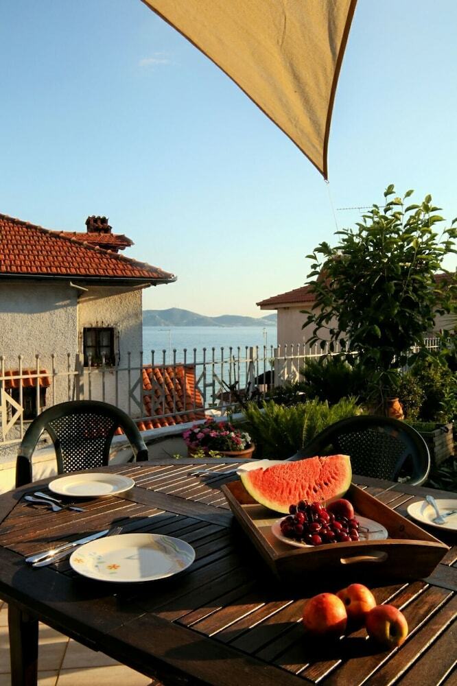 Seascape Villa