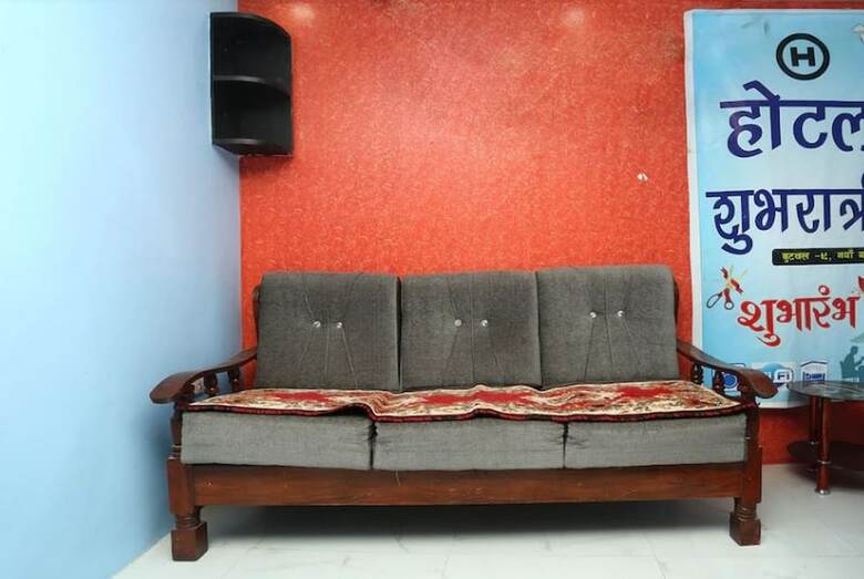 Spot On 701 Hotel Shubharatri