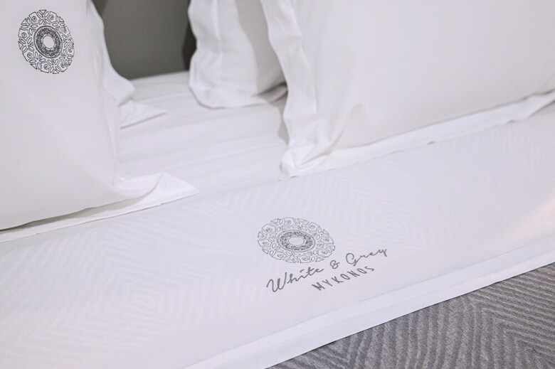 Aparthotel White And Grey 2