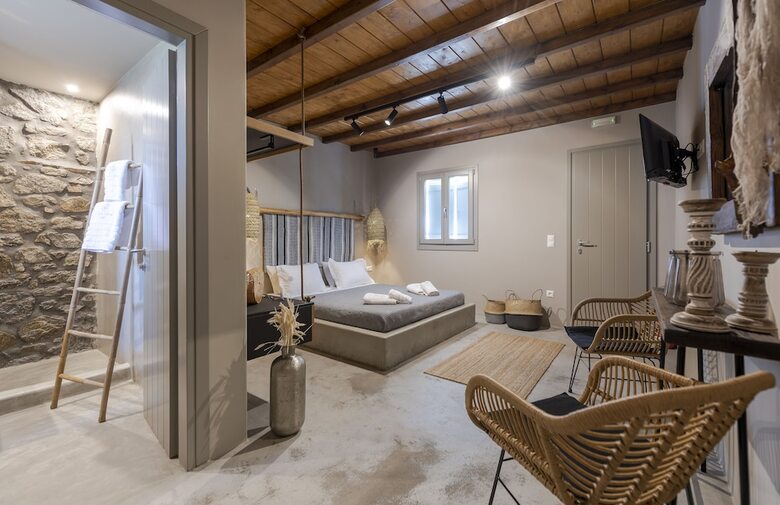 Aparthotel White And Grey 2