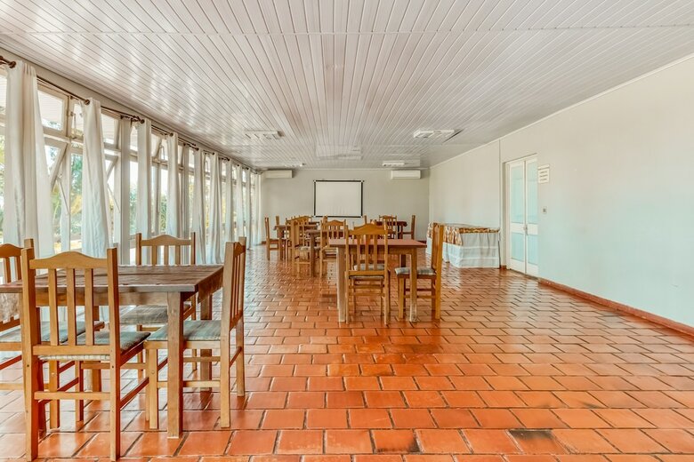 Oyo Curitiba Park Hotel