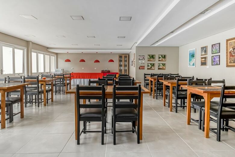 Oyo Curitiba Park Hotel