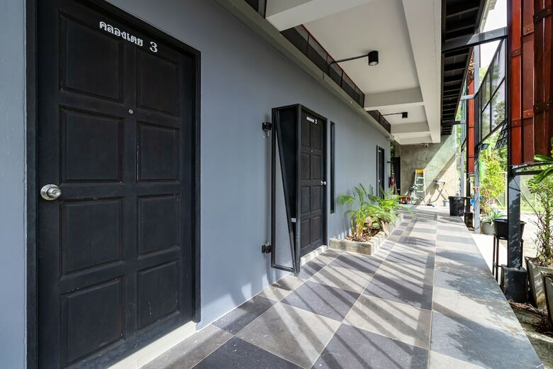 Hotel Cs Klongtoey Grand Resort