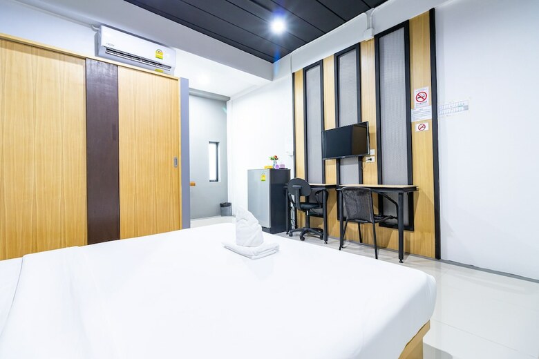Hotel Cs Klongtoey Grand Resort