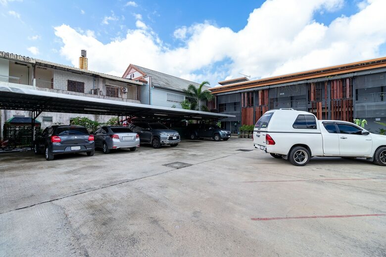 Hotel Cs Klongtoey Grand Resort