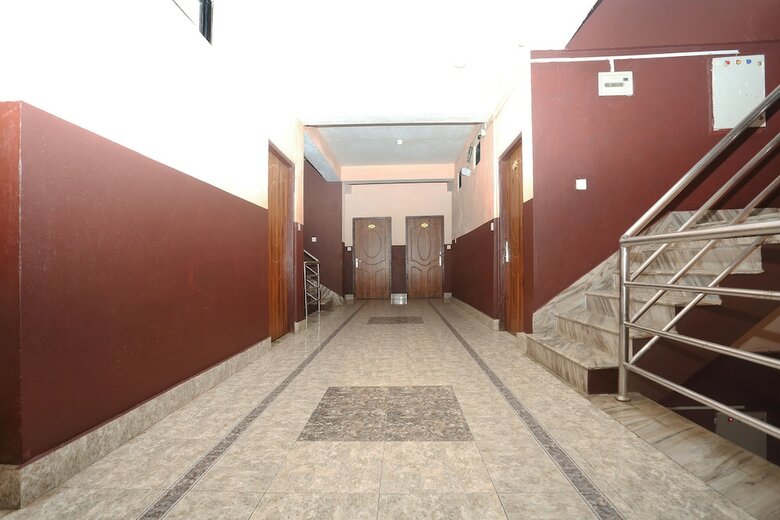 Oyo 692 Hotel Mansarovar