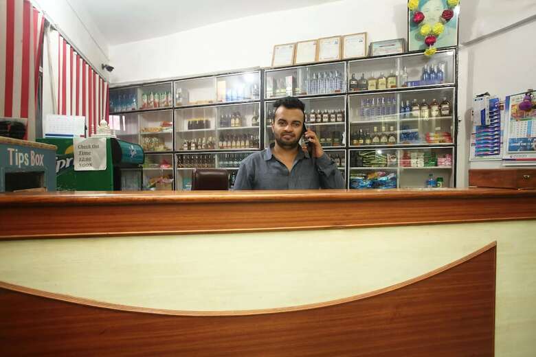 Spot On 681 Ekant Hotel And Restaurant