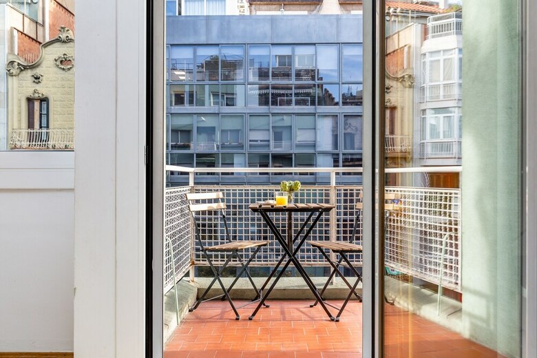 Ab Enric Granados Apartment