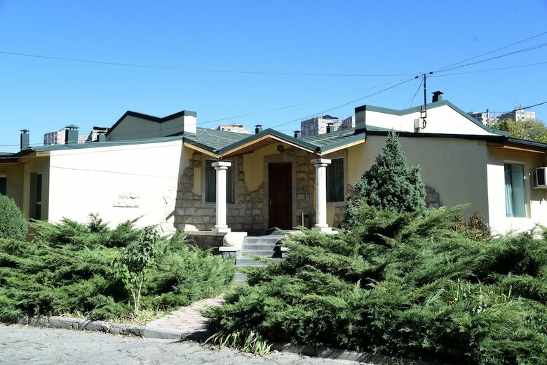 Armenian Village Park Hotel