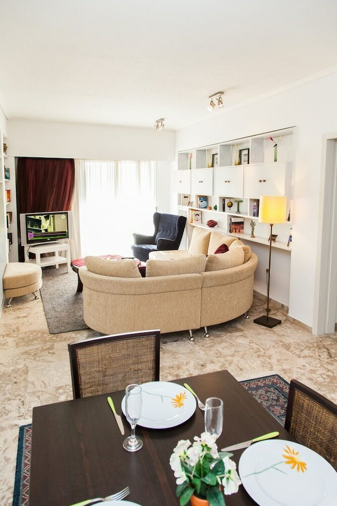 Calm Oasis Apartment In Marousi