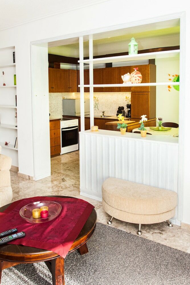 Calm Oasis Apartment In Marousi