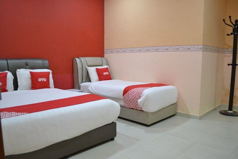 Oyo 89691 Hotel Puteri Miqaila