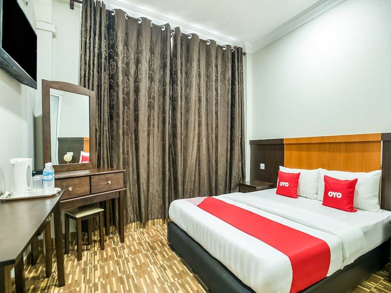 Hotel Oyo 89712 Grand Inn