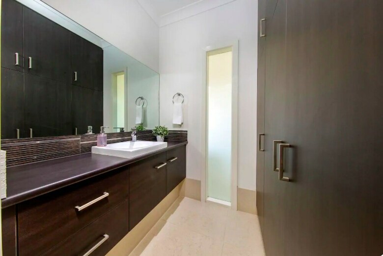 Hotel Adelphi Waterfront 2 Bedroom Ground