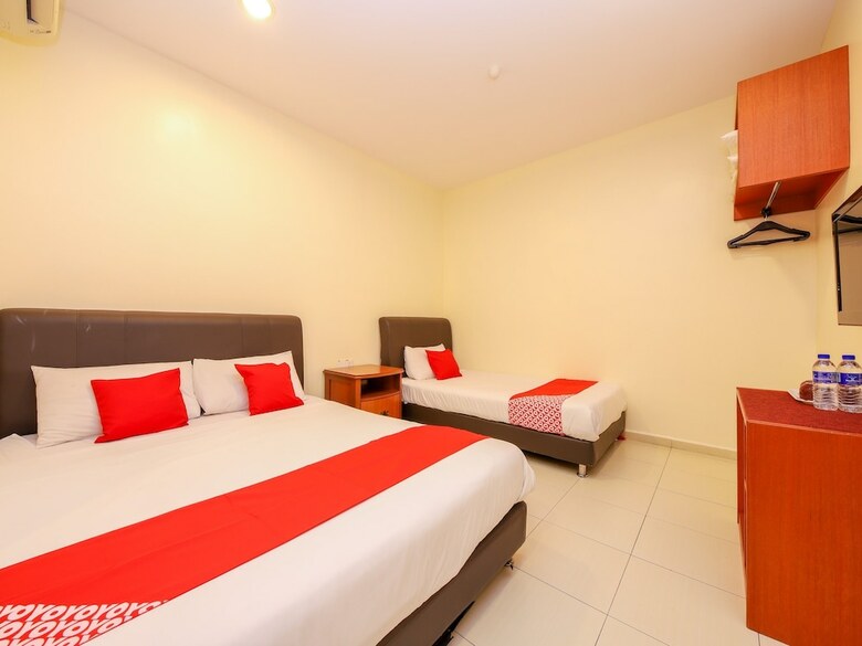 Oyo 89714 Doris Hotel