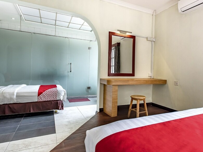 Oyo 89735 The Dream Hotel