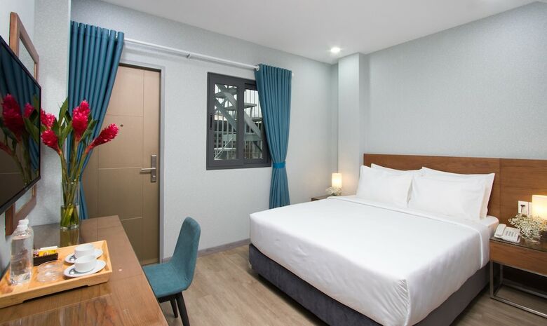 Piano Hotel