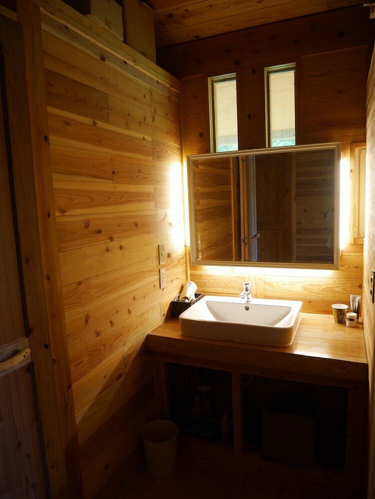 Shimano Log House