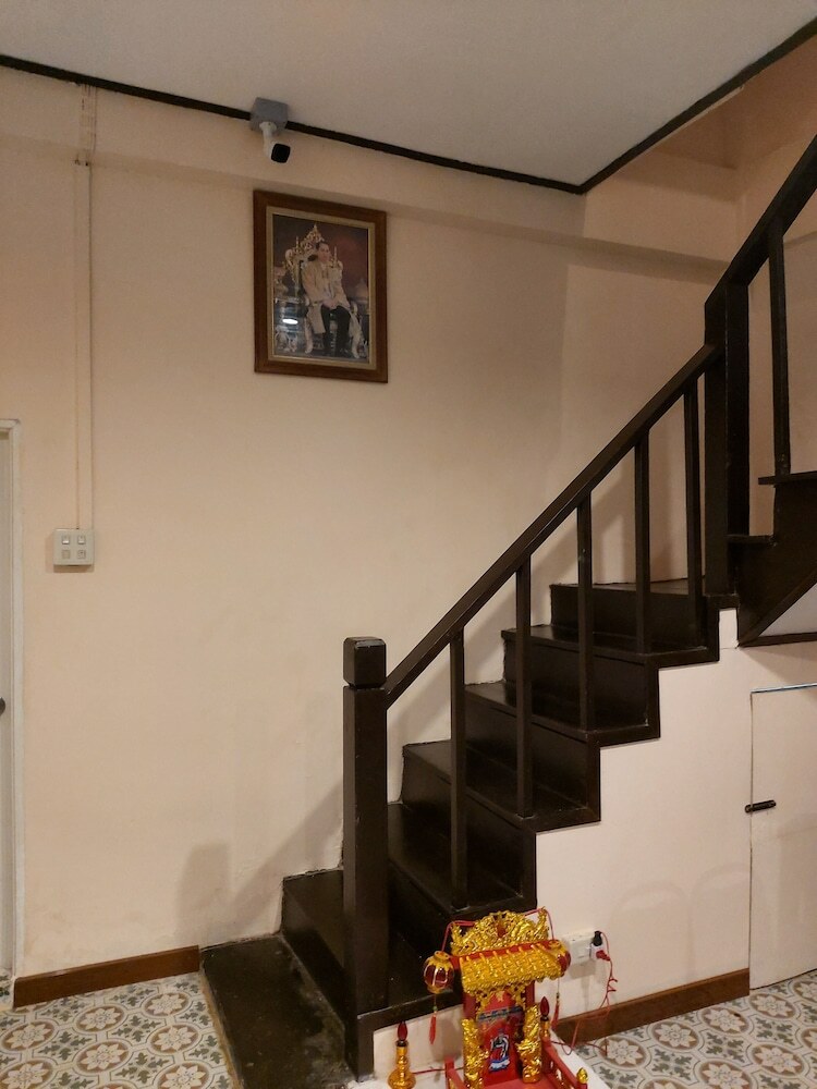Hotel Real Bangkok Guesthouse