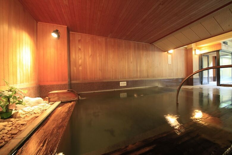 Ryotei Hanayura Ryokan