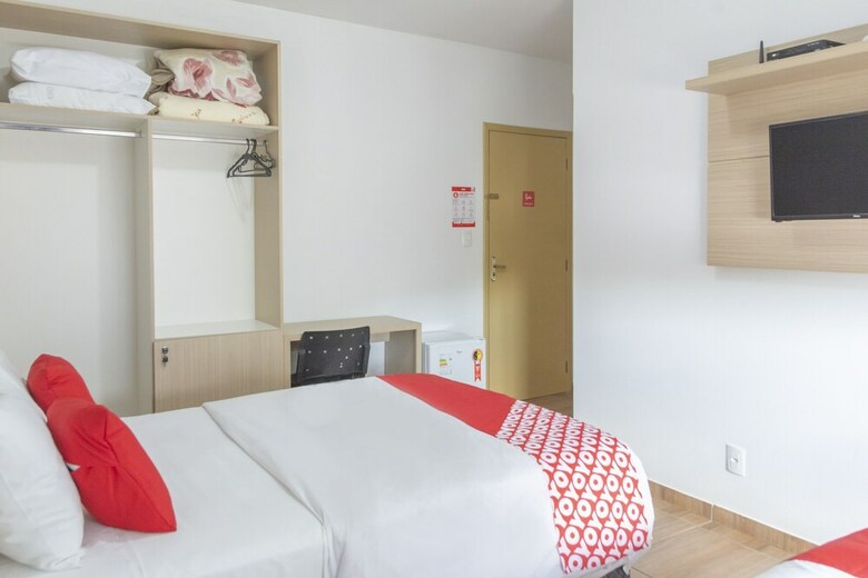 Oyo Hotel Cangu�u