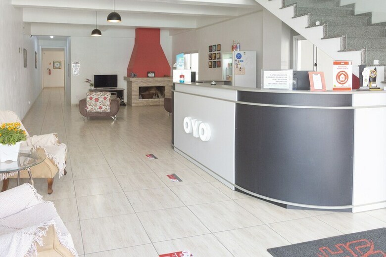 Oyo Hotel Cangu�u