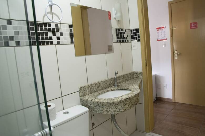 Oyo Hotel Cangu�u