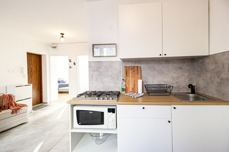 Warsaw Solec Apartment