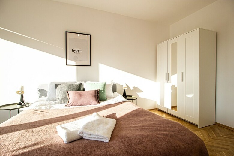 Warsaw Solec Apartment