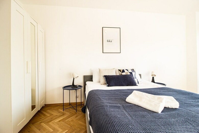 Warsaw Solec Apartment