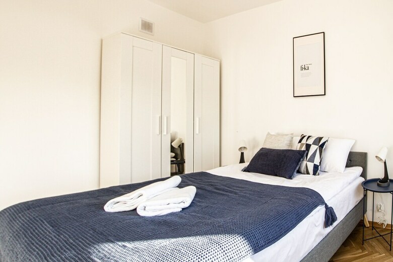Warsaw Solec Apartment