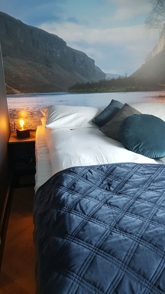 Canyon Hotell