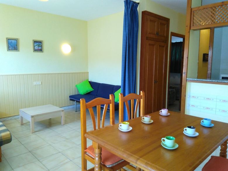 Apartamentos Ap Costas Pe�ismar II 2 Dormitorios