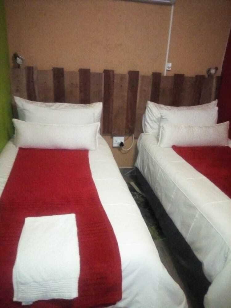 Bed & Breakfast Mohalalitoe B And B