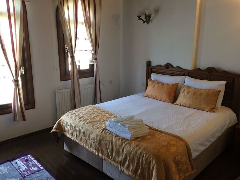 Hotel Serife Baci Ogretmenevi Doga Kultur Koyu